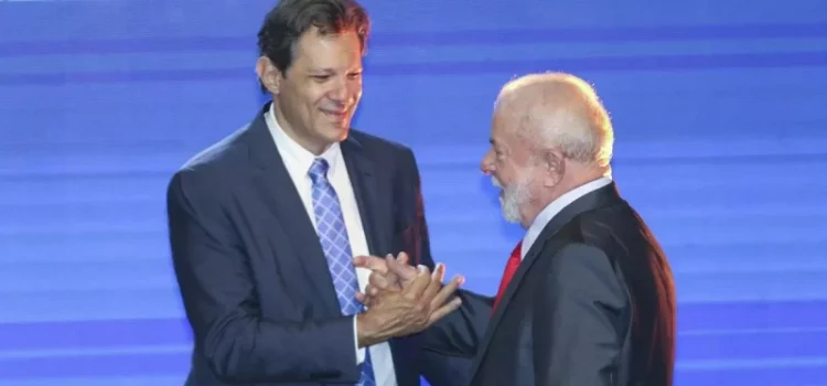 Brasil passa Argentina e vira o mais endividado da América Latina