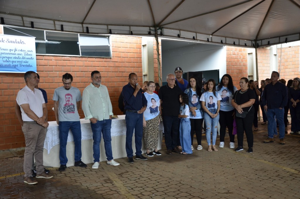 Celebração no Sanear tem homenagens à Terezinha e cobrança por Justiça