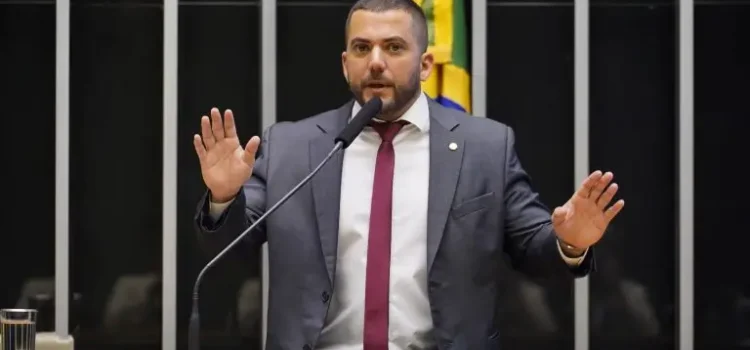 Operação contra Jordy, líder da oposição, é comparada à ditadura