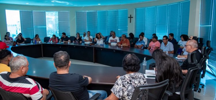 Prefeito acolhe demandas de moradores da Vila Operária