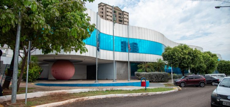 Prefeitura paga salários de janeiro nesta quarta