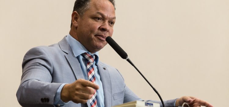 Deputado Cláudio Ferreira critica Lula e reforça solidariedade a Israel