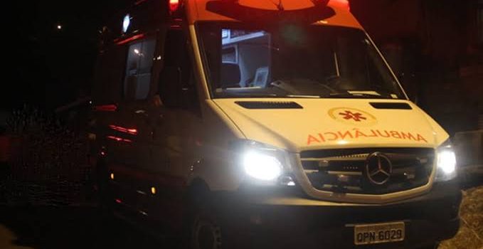 Homem se passa por esposa e esfaqueia o amante dela em MT