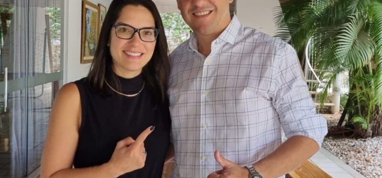 Janaina Riva lança médico Dr. Vicente como pré-candidato a prefeito de Cáceres