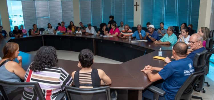 Lideranças comunitárias de mais três bairros são recebidas e apresentam demandas ao prefeito