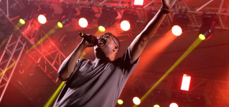 Anderson Freire abriu comemoração de 72 anos de Rondonópolis com louvor e adoração