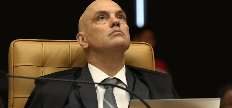 Moraes autoriza Bolsonaro a deixar a prisão para fazer cirurgia mas nega prisão domiciliar para recuperação