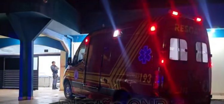 Mulher surta e tenta se matar pulando de caminhão em movimento na BR-364