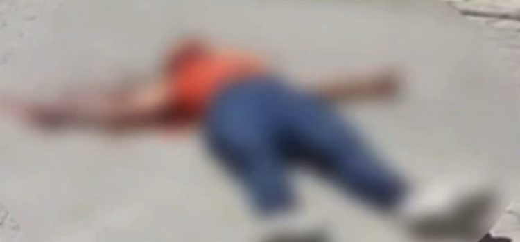 Mulher tem a cabeça “estourada” a tiros ao buscar encomenda a pedido do ex; vídeo fortíssimo