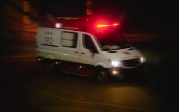 Mulher tenta esfaquear marido e deixa amigo em estado grave no Hospital Regional de Rondonópolis