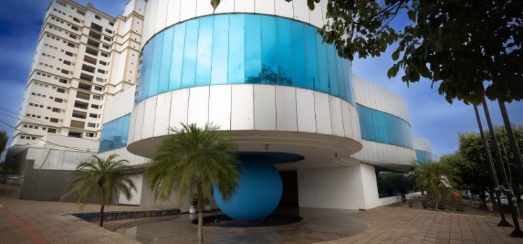 Prefeitura abre chamamento para credenciar leiloeiros de imóveis