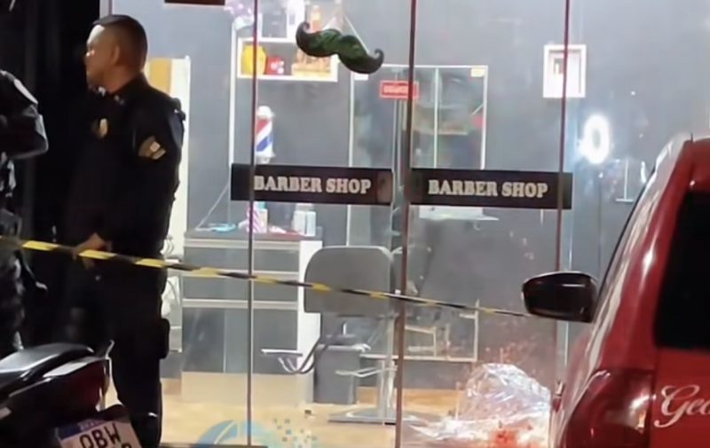 Dono de barbearia é assassinado com tiros na cabeça dentro do estabelecimento em MT; vídeo