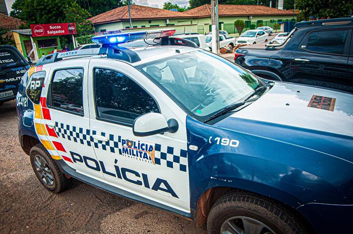 Homem é flagrado pela esposa assistindo filme pornô e ainda a enforca em Rondonópolis