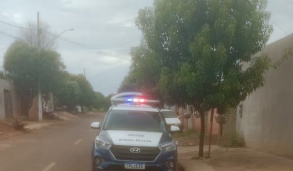 Homem tenta matar esposa com golpe de tesoura na barriga e acaba preso em Rondonópolis