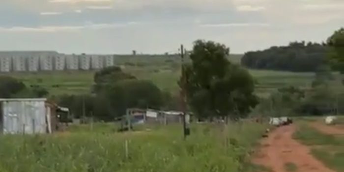 PM age rápido e impede invasão clandestina em área do Alfredo de Castro; vídeo
