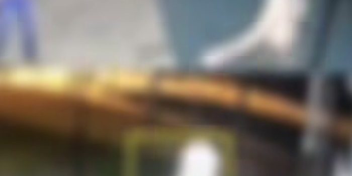 PM apreende menor flagrado furtando postos encapuzado em Rondonópolis; assista