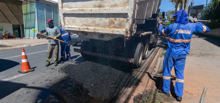 Prefeitura de Cuiabá já tapou mais de 4,5 mil buracos em janeiro