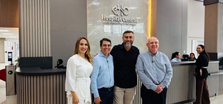 Vereadores de Rondonópolis visitam Hospital Central