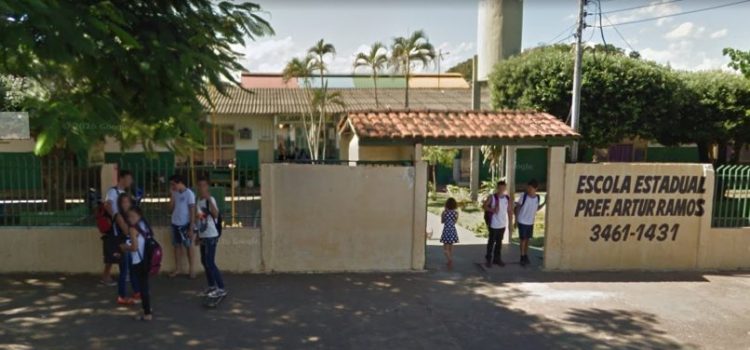 Alunos explodem bomba em escola estadual e são encaminhados pela PM à Delegacia
