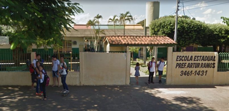 Alunos explodem bomba em escola estadual e são encaminhados pela PM à Delegacia