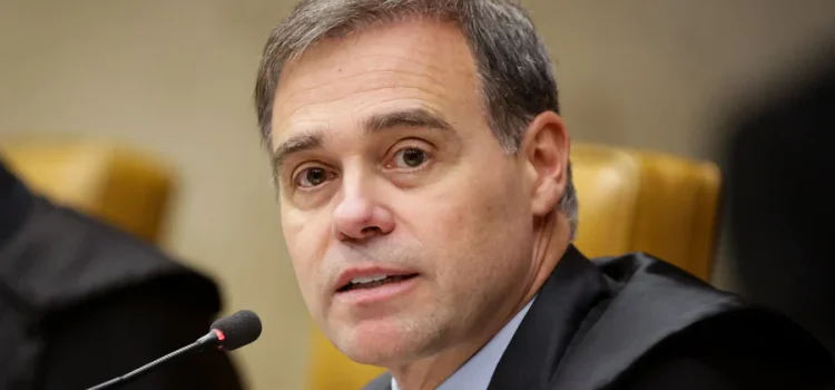 Após saída de Toffoli, André Mendonça é novo relator do caso Master no STF