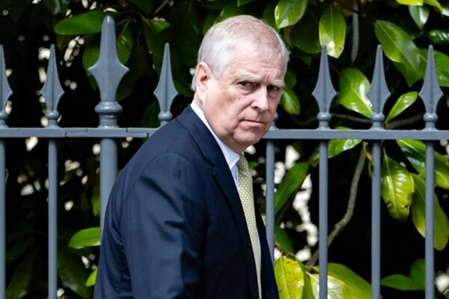 Caso Epstein: Ex-príncipe Andrew é preso no Reino Unido no dia de seu aniversário