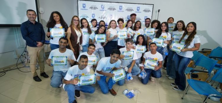 Gestão Cláudio gera oportunidades para jovens em nova fase do Meu Primeiro Trampo