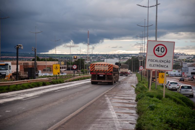 Não é só na cidade: BR-364/163 em área urbana também estipula 40 km/h