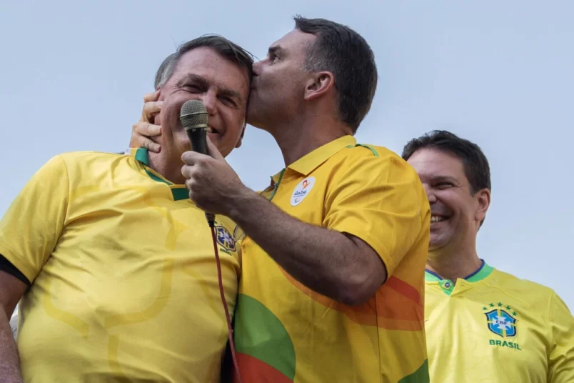 Paraná Pesquisas: Flávio aparece à frente de Lula no 2º turno