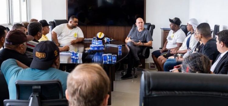 Prefeitura busca solução para garantir renda e legalidade a comerciantes de peixes do Praeirinho