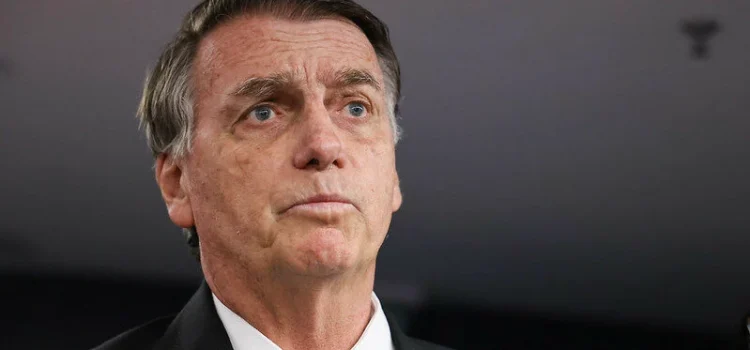 STF: Defesa pede a Moraes “tratamento elétrico” a Bolsonaro