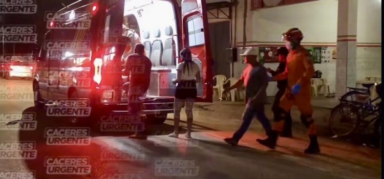 Ataque de facção em bar termina com dois baleados no Hospital Regional; vídeo