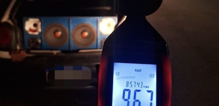 Baderneiro toca som nas alturas, inferniza vizinhança e acaba preso em Rondonópolis