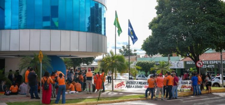 CODER: Decisão judicial impede Prefeitura de efetuar pagamentos dos salários
