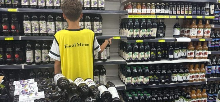 Dez escolas participam desta etapa do projeto do Procon de Rondonópolis