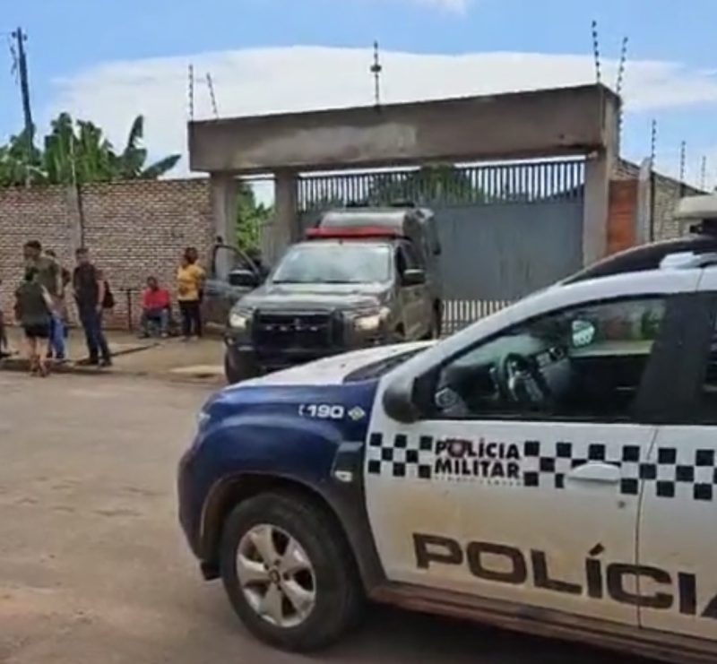 Faccionados tentam matar rival, trocam tiros com a PM e bandido acaba no Hospital Regional; vídeo