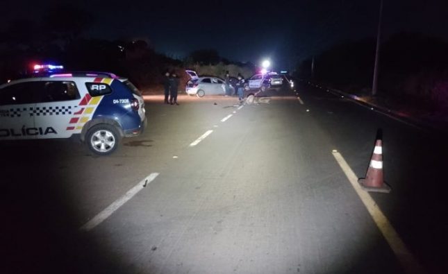 Fuga alucinada termina na base da bala e 2 presos após acidente com crianças em Rondonópolis; imagens