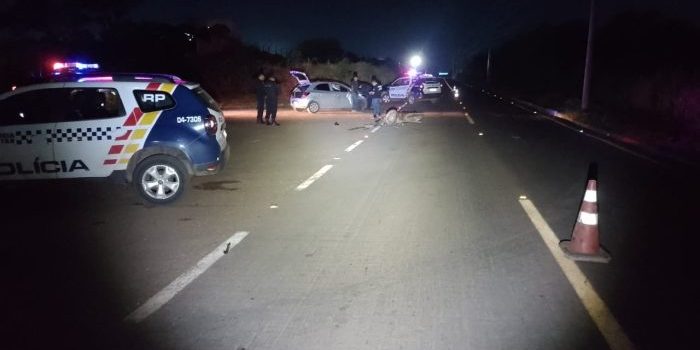 Fuga alucinada termina na base da bala e 2 presos após acidente com crianças em Rondonópolis; imagens