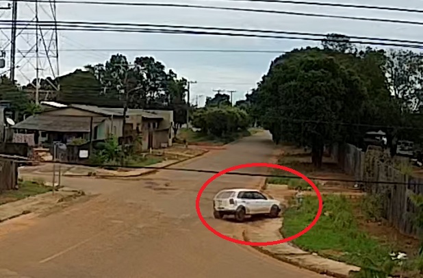 Homem tortura ex-companheira e tenta matá-la atropelada em MT; assista