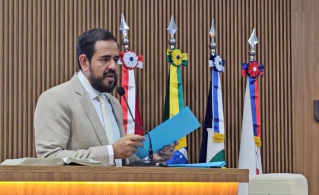 Ibrahim Zaher deixa a função de líder do prefeito na Câmara e agradece Cláudio pela confiança