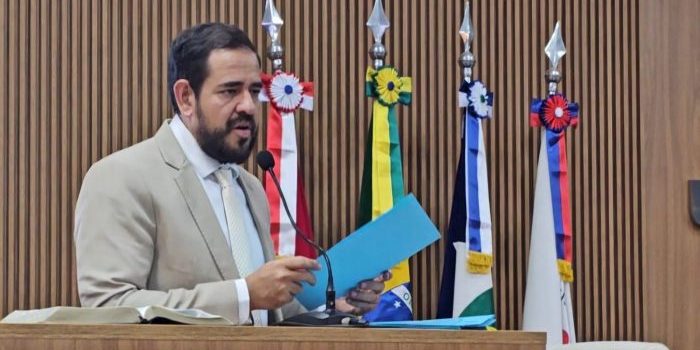 Ibrahim Zaher deixa a função de líder do prefeito na Câmara e agradece Cláudio pela confiança