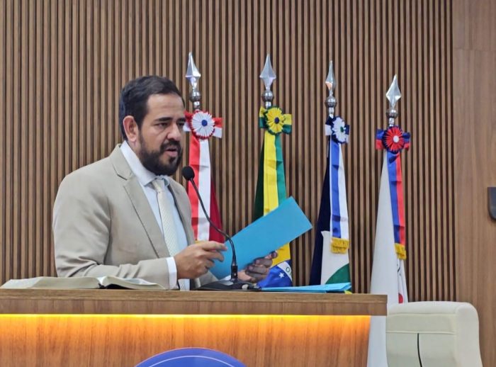 Ibrahim Zaher deixa a função de líder do prefeito na Câmara e agradece Cláudio pela confiança