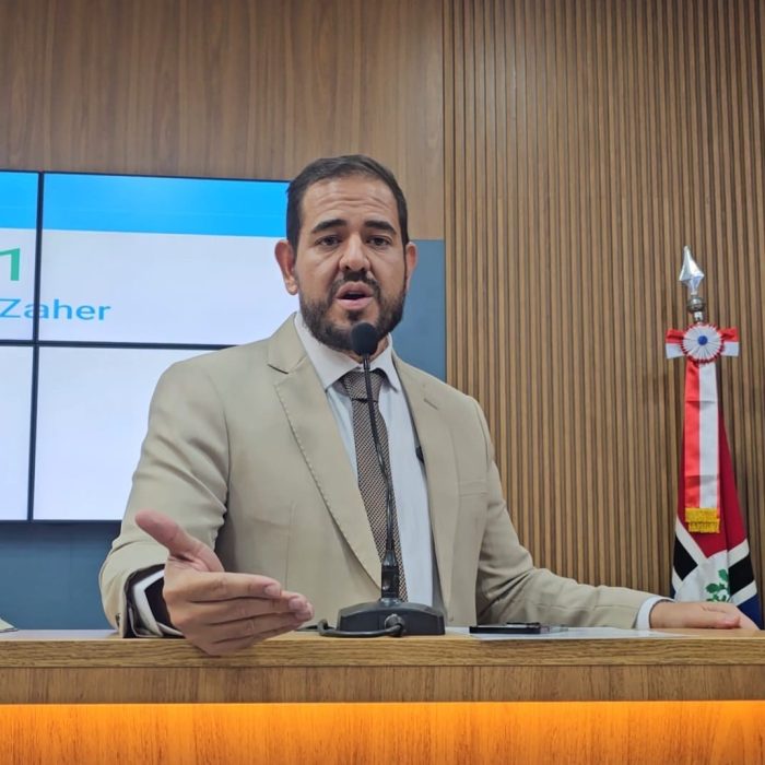 Lei de Ibrahim Zaher autoriza prefeitura a credenciar farmácias do município para aquisição de medicamentos, insumos e materiais