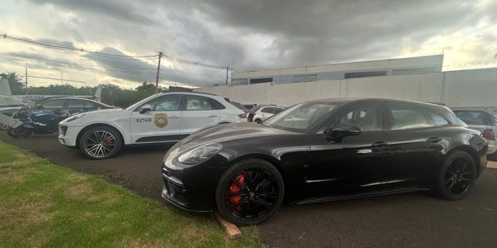 Líder do CV em Rondonópolis tem Porsche de R$ 1 milhão apreendido em operação contra lavagem de dinheiro; vídeo