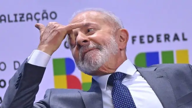 Lula aprova lei que cria 17,8 mil cargos e vai ‘torrar’ R$ 5,3 bi do dinheiro do contribuinte em 2026