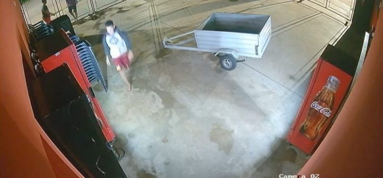 Menores maloqueiros são flagrados invadindo e furtando o ‘Lanche do Itaú’, em Rondonópolis; vídeos