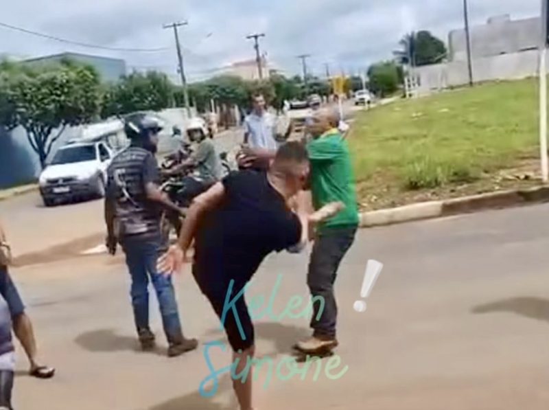 Motociclista bêbado causa acidente e nocauteia homem com ‘bicuda’ no rosto em MT; vídeo viralizou