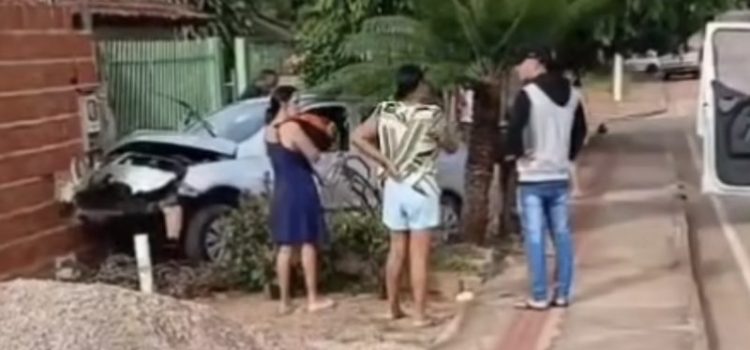 Motociclista invade preferencial e causa grave acidente próximo ao Atacadão em Rondonópolis; vídeo