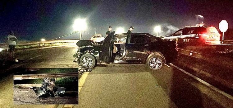 Motorista perde o controle no viaduto e bate violentamente contra proteção em Rondonópolis; vídeo