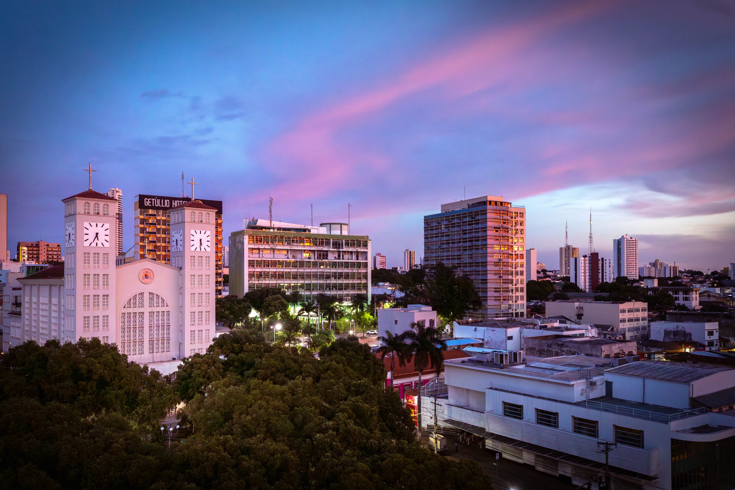Mulheres ocupam 74% dos cargos na Prefeitura de Cuiabá e ampliam presença em funções de liderança